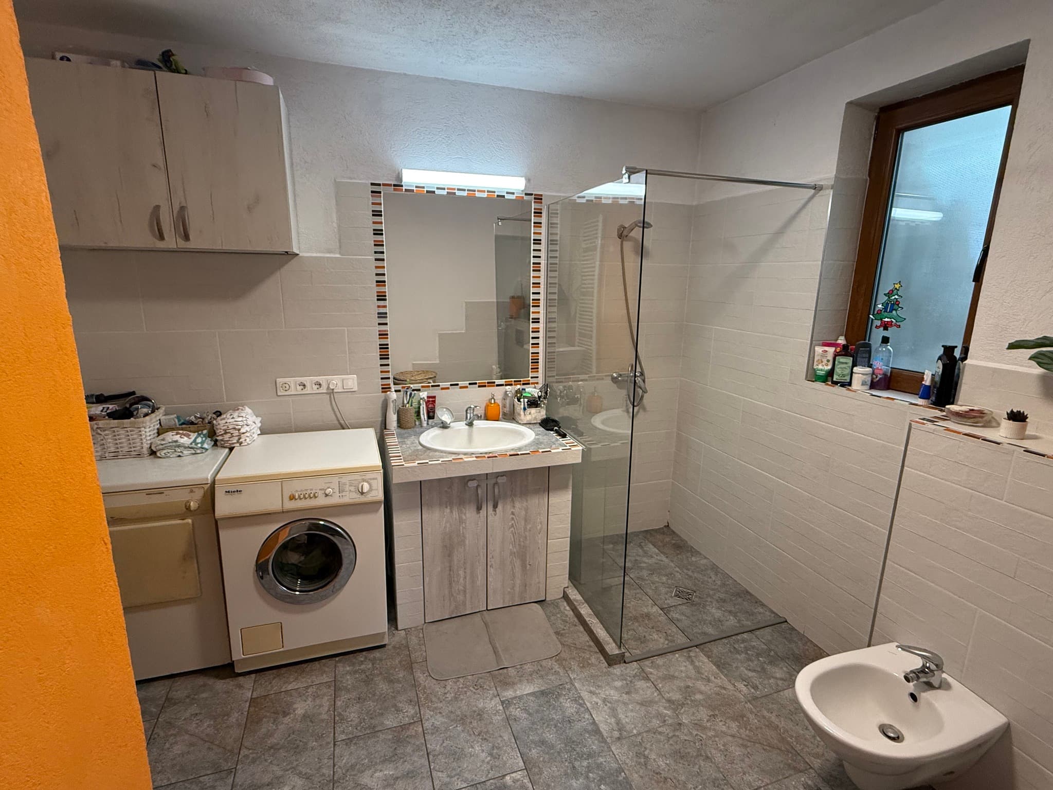 ELADÓ ház a Szászoktáborában – 9. bélyegkép